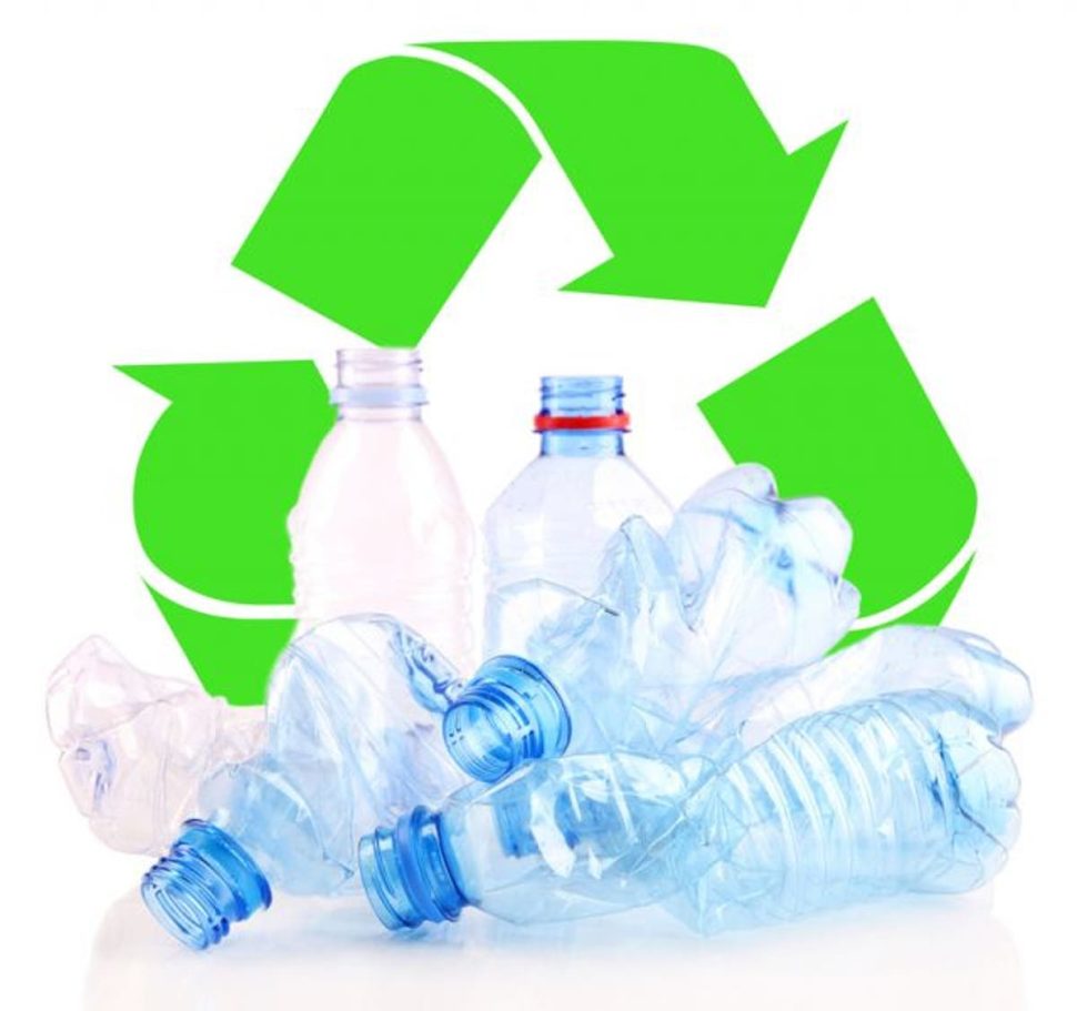 (Español) PET reciclado con apariencia impecable