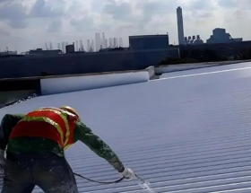 Aplicación de recubrimientos radiativos en techos industriales para mayor ahorro energético – FQC