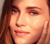 BB cream ligera para protección y maquillaje natural en climas cálidos – FQC