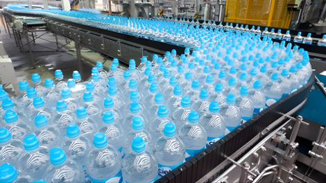 Aditivos para plásticos en la producción de PET en la industria FQC